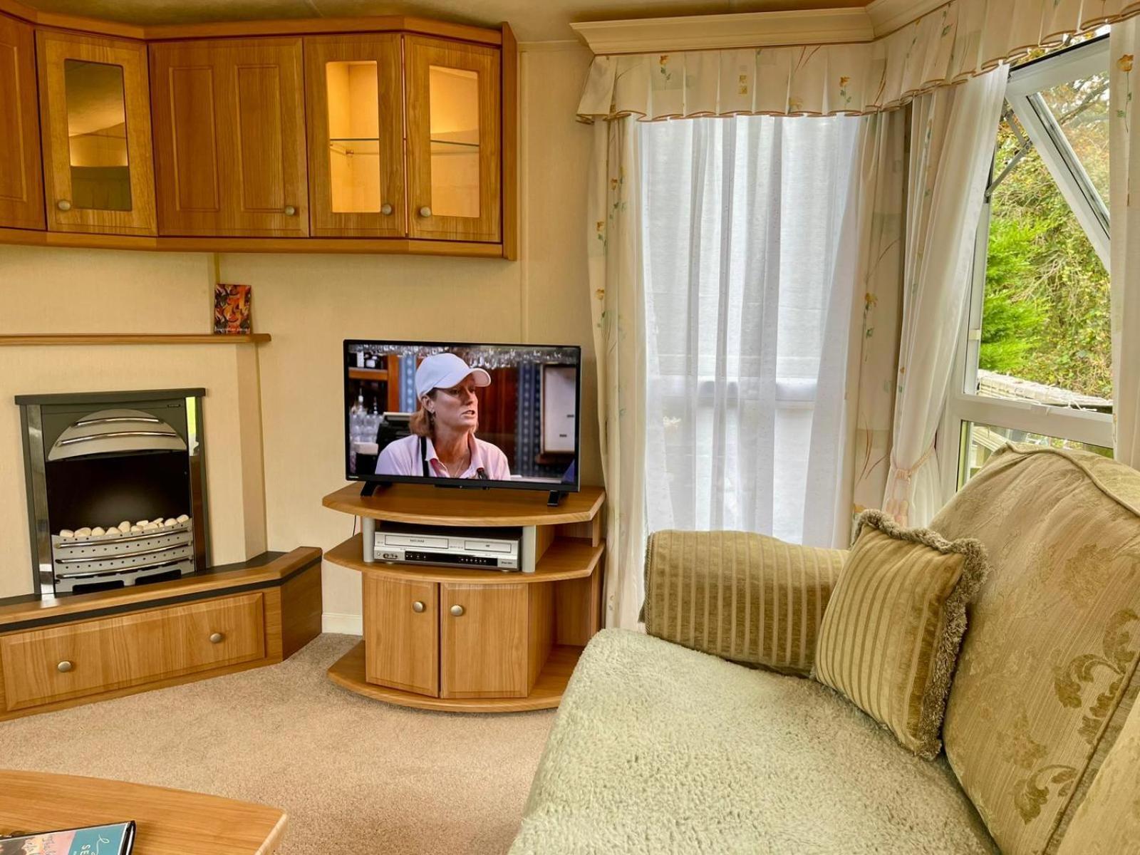 Severnside Boat And Caravan Park Gloucestershire - Caravan 1 Deerhurst Exterior foto